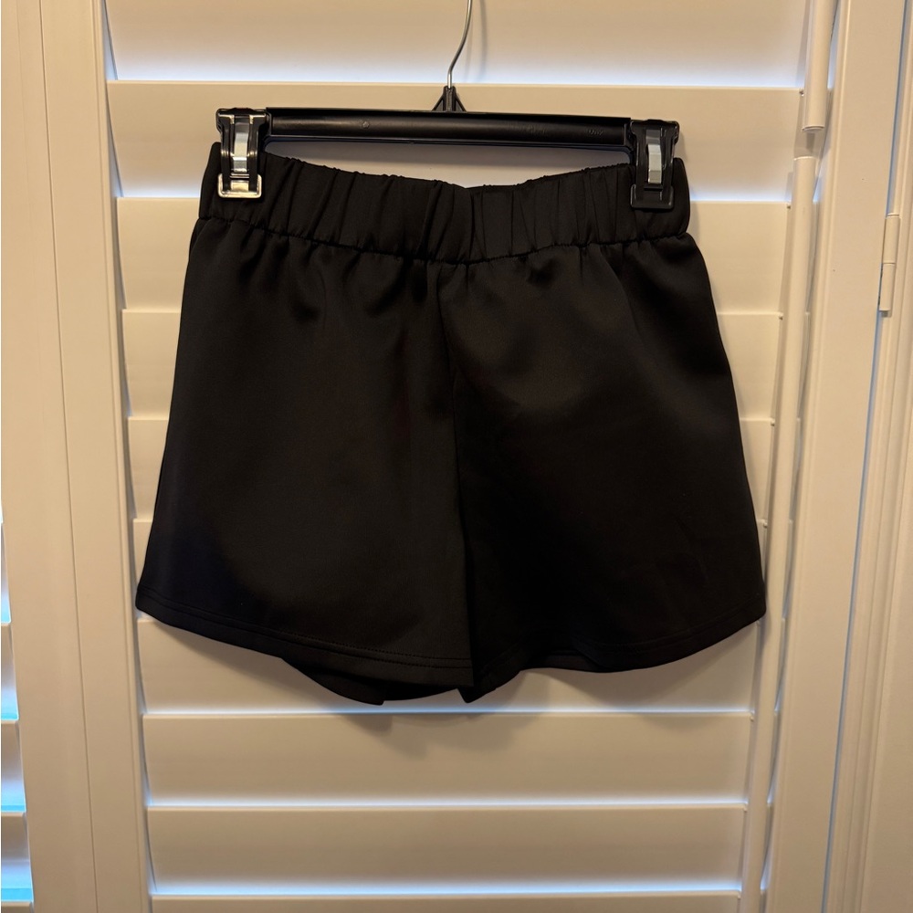 Classic thick and comfy Black Women's Shorts